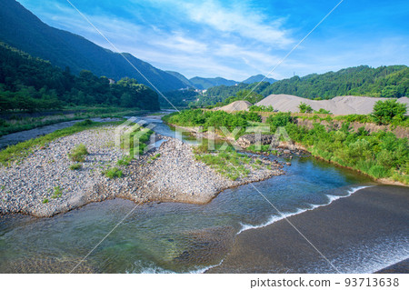Katashinagawa View downstream from Bokusui Bridge Early summer scenery Katashinagawa View downstream from Bokusui Bridge Early summer scenery 93713638