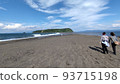 Ibusuki Chiririn Road, which only appears during spring tide or mid-tide low tide 93715198