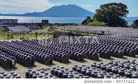 黑醋瓶和櫻島 93715222