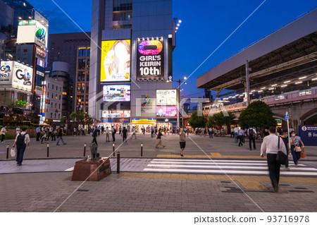 《東京》新橋站前/夜間SL廣場 《東京》新橋站前/夜間SL廣場 93716978