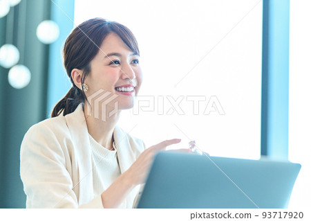 女商人 女商人 93717920