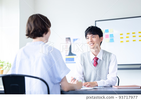 High school student High school student studying with a foreign teacher High school student High school student studying with a foreign teacher 93717977