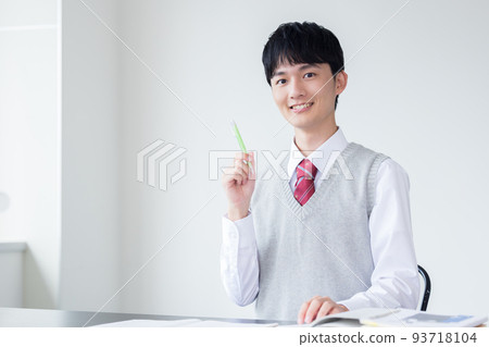 一名男學生的學生肖像 一名男學生的學生肖像 93718104