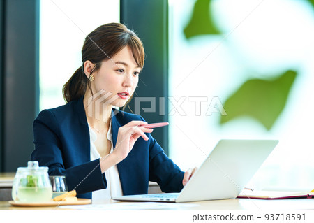 Business scene 93718591