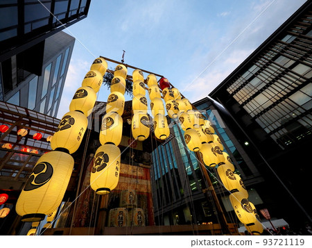 Yamaboko seen from below "Japanese style image" (Kyoto) 93721119