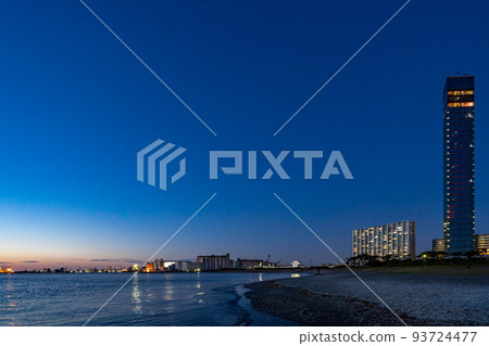Chiba Port Tower evening view Chiba Port Tower evening view 93724477