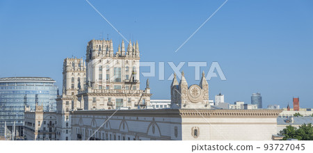 Minsk gate to the city. 93727045