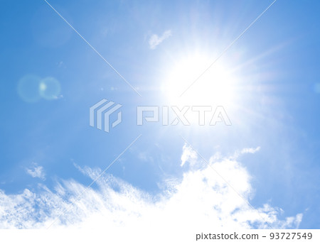 夏天天空太陽和雲彩橫濱 93727549