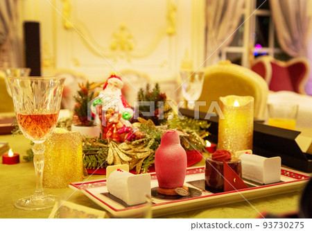 Sweet beautiful dessert cupcake lay on porcelain plate 93730275