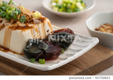 台灣 小吃 皮蛋豆腐 century egg tofu tofu ピータンとうふ 93730601