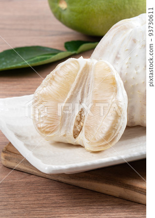 柚子 中秋節 木頭 木製 背景 pomelo Mid-Autumn Festival ユズ ゆず 柚子 中秋節 木頭 木製 背景 pomelo Mid-Autumn Festival ユズ ゆず 93730611