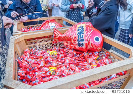 Kawagoe Hikawa Shrine鯛魚彩票一年便宜的鯛魚 Kawagoe Hikawa Shrine鯛魚彩票一年便宜的鯛魚 93731016