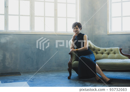 中年女性長款連衣裙 中年女性長款連衣裙 93732083