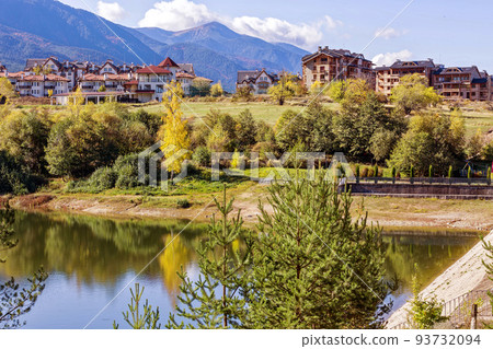 Bansko Krinets lake and cafe, Bulgaria Bansko Krinets lake and cafe, Bulgaria 93732094