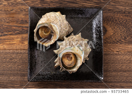 Grilled Turban Shell 93733465