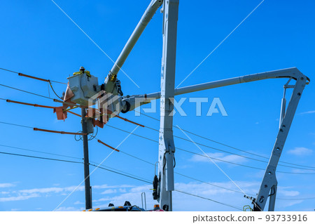 As a result of the storm, electrical workers in the power pole maintenance industry were hired to repair the damaged power lines. 93733916