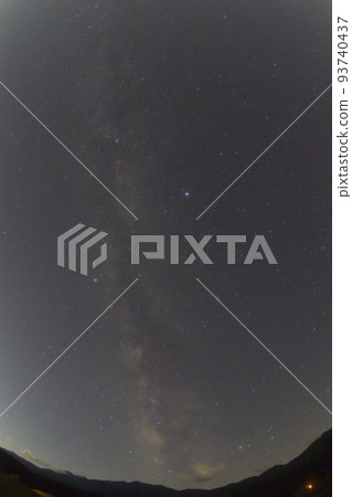 白州町，北斗市，夏天，西南的星空，夏天的三角和銀河系的天蠍座 93740437