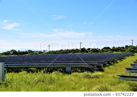 長島夢井元氣發電站 太陽能和風能混合發電(能源安全相關) 長島夢井元氣發電站 太陽能和風能混合發電(能源安全相關) 93742227