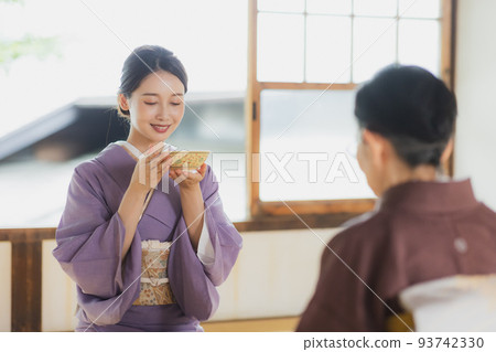 Japanese-style room, kimono, lessons 93742330