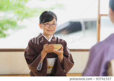 Japanese-style room, kimono, lessons 93742337