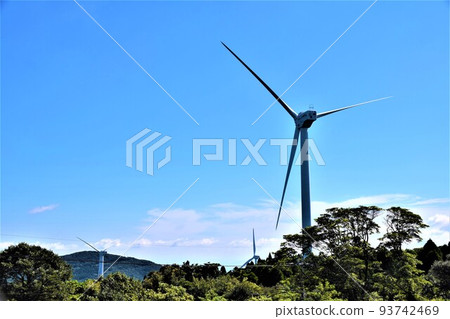 長島夢井元氣發電站 太陽能和風能混合發電(能源安全相關) 長島夢井元氣發電站 太陽能和風能混合發電(能源安全相關) 93742469
