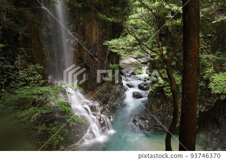 岐阜縣築地峽中津川 93746370