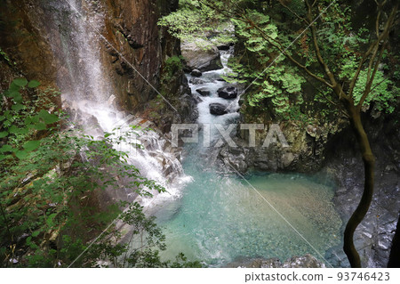 岐阜縣築地峽中津川 93746423