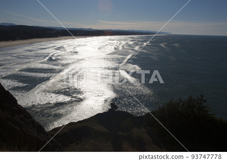 海浪和海岸景觀 海浪和海岸景觀 93747778