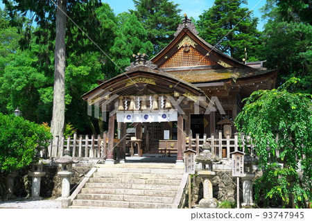 [Inaba Province Ichinomiya] Ube Shrine Worship Hall and Blue Sky Kokufucho, Tottori City, Tottori Prefecture 93747945