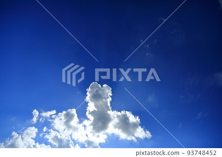 藍天白雲的和諧 93748452