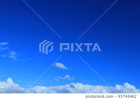 Harmony of blue sky and white clouds 93748462
