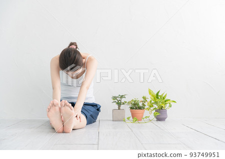 女人伸展 女人伸展 93749951