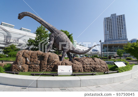 Dinosaur monument in front of Fukui station 93750045