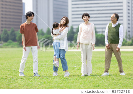 Families walking in the park 93752718