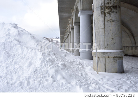 北海道稚內的冬天風景 93755228