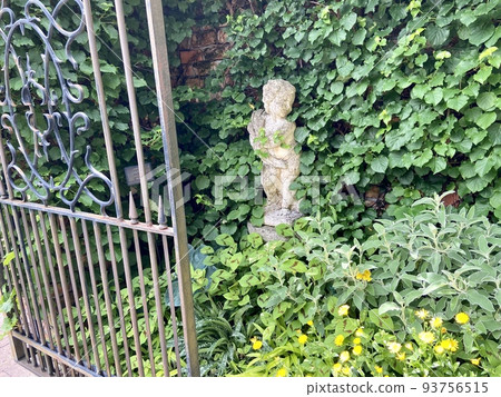 花園天使 花園天使 93756515