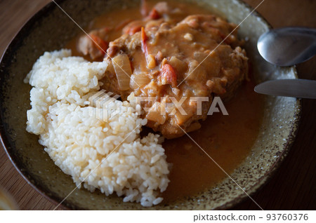 Traditional food of the Republic of Gabon "Chicken Muamba" 93760376