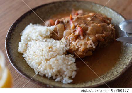 Traditional food of the Republic of Gabon "Chicken Muamba" 93760377