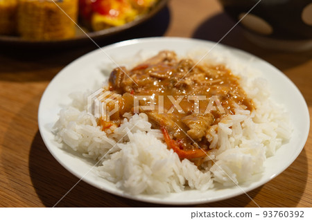 Traditional food of the Republic of Gabon "Chicken Muamba" 93760392