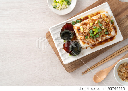 台灣 小吃 皮蛋豆腐 century egg tofu tofu ピータンとうふ 93766313