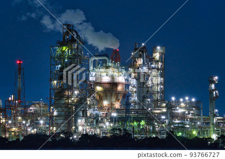 美麗工廠的夜景 93766727