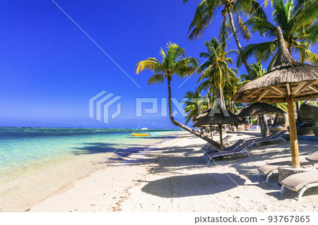 Tropical beach scenery, Paradise island Mauritius, Flic en Flac beach 93767865