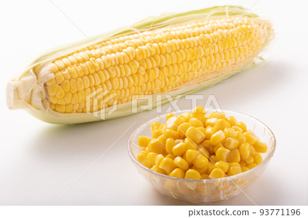 sweet corn 93771196