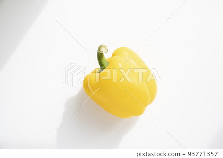 Yellow paprika seen from above 93771357