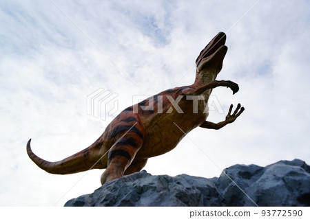 Fukuiraptor 93772590