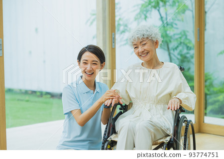 Caregiveness image 93774751