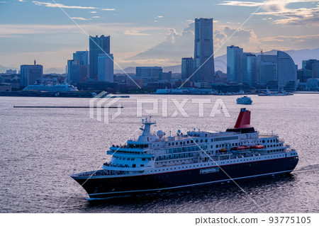 “神奈川縣”橫濱市容和遊輪 93775105