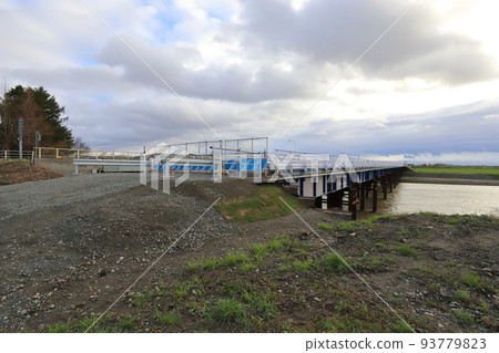 Hokkaido Kuriyama Umaoi Bridge (Hokkaido Eniwa Kuriyama Line) Temporary Bridge Hokkaido Kuriyama Umaoi Bridge (Hokkaido Eniwa Kuriyama Line) Temporary Bridge 93779823