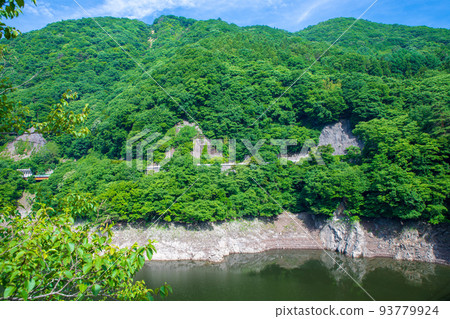 園原湖,園原大壩,園原橋的景色,初夏的景色 園原湖,園原大壩,園原橋的景色,初夏的景色 93779924