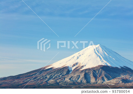 冬天的早晨藍天和富士山 冬天的早晨藍天和富士山 93780054